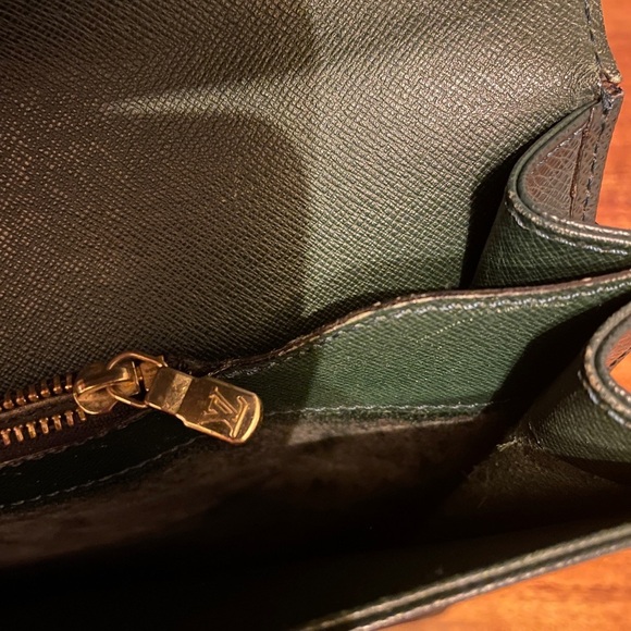 Louis Vuitton Briefcase authentic vintage LV Green Epi Briefcase Rare LV Bag 💼 - Picture 7 of 13